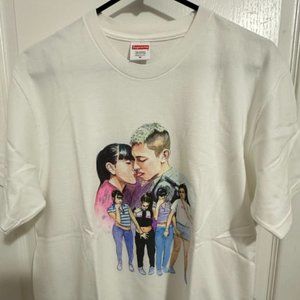 Supreme "Kiss Tee" size Medium